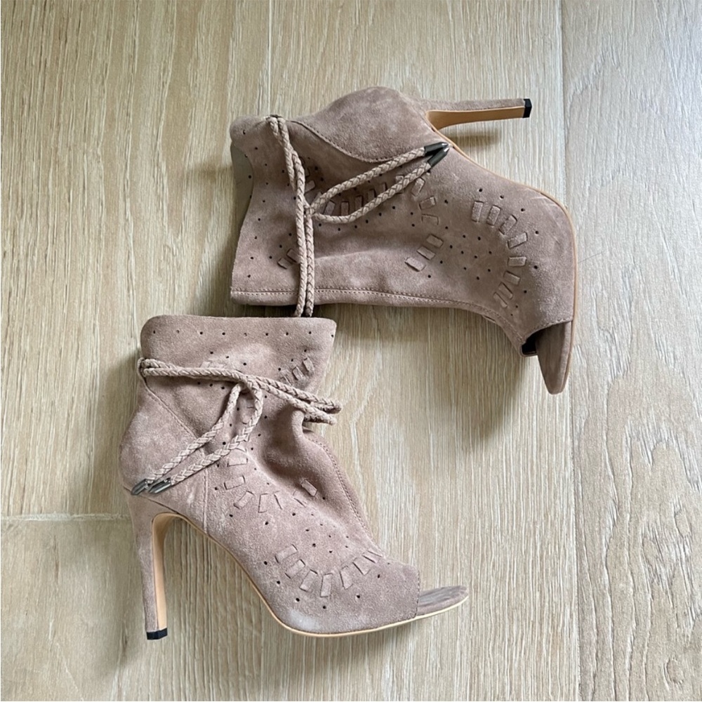 Dolce vitae booties